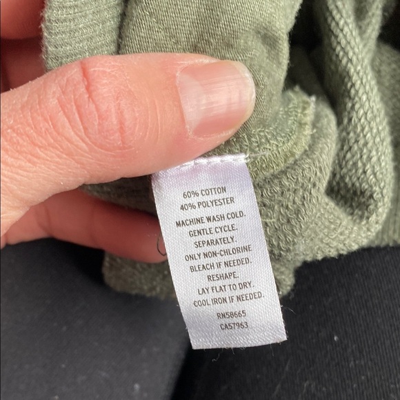 Tucker + Tate Camo Joggers - Picture 7 of 7